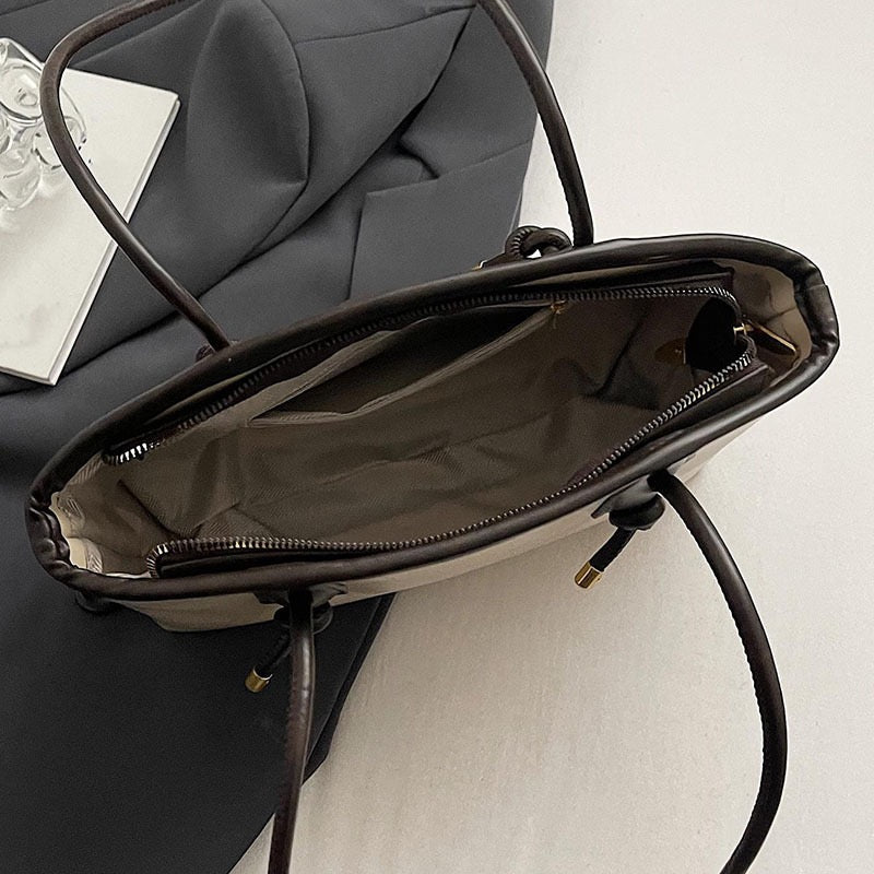 Quick Exit Shoulder Bag – 5