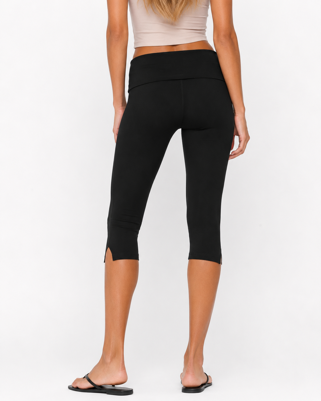 Studio Pass Capri Leggings – 3